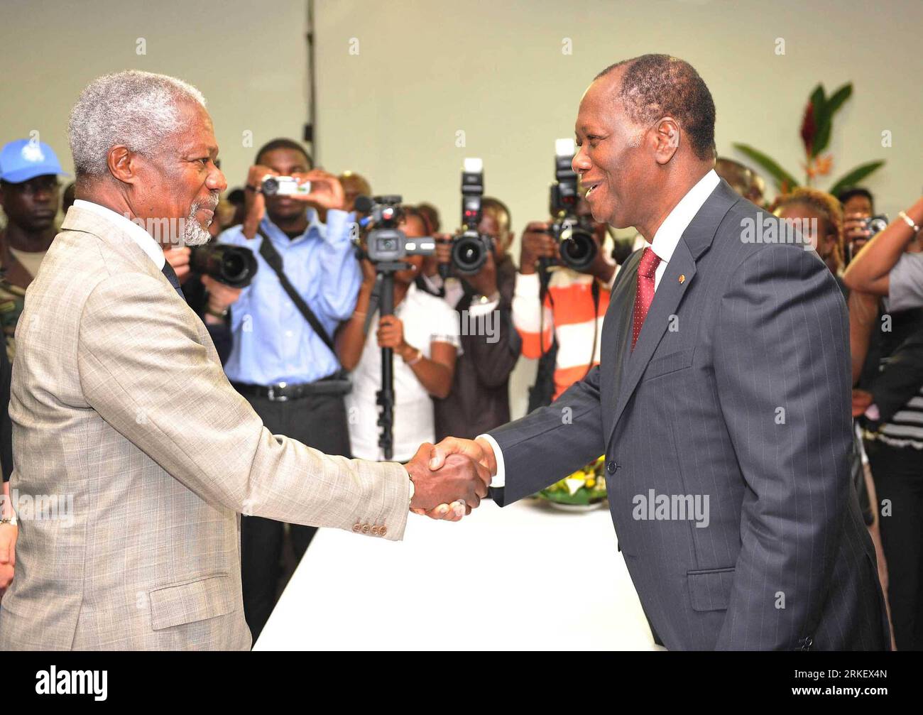 (110501) -- ABIDJAN, May 1, 2011 (Xinhua)-- Cote d Ivoire s president ...