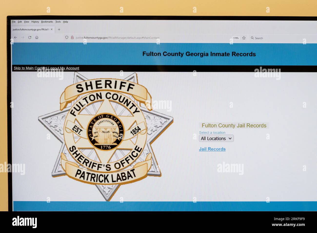 Sito web dell'ufficio dello sceriffo della contea di Fulton in Georgia, USA, dove Donald Trump si arrese il 24 agosto 2023, sulle accuse di racket e cospirazione ai sensi del RICO Act ( organizzazioni influenzate e corrotte da Racketeer ). Foto Stock