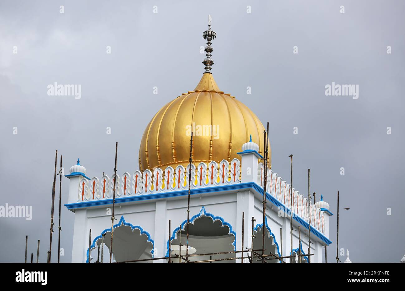 Il tempio indiano Sikh Sat Kartar dà il benvenuto alla comunità indiana filippina di San Pablo Laguna, Sikhs Gurdwara, discendenza filippina, Filippine Foto Stock