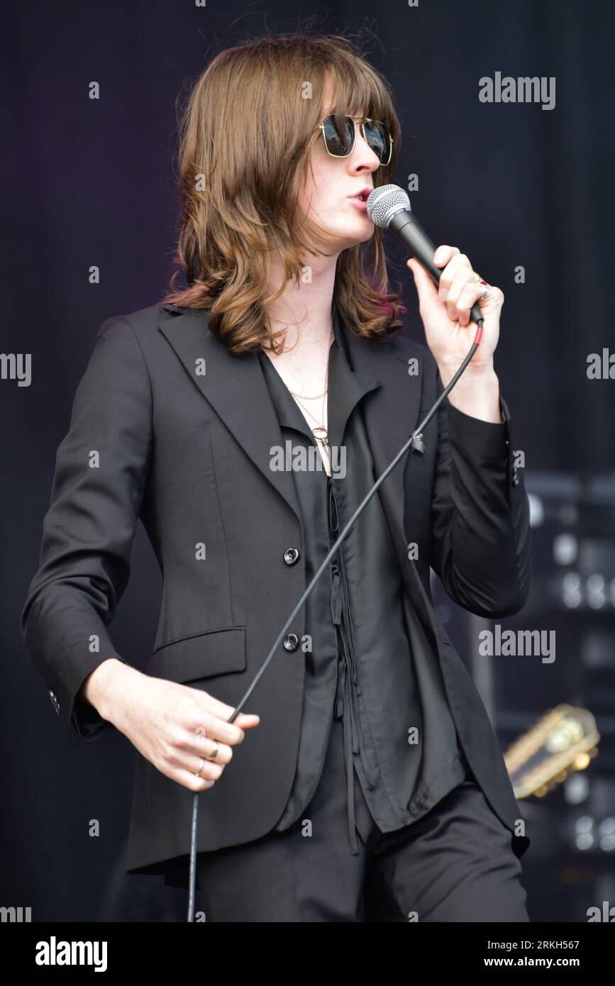 Victorious Festival, Portsmouth/Southsea, 25 agosto 2023, Blossoms Opening Victorious Festival come ospiti speciali alle 13:00 a Southsea, credito: Graham Tarrant/Alamy Live News Foto Stock