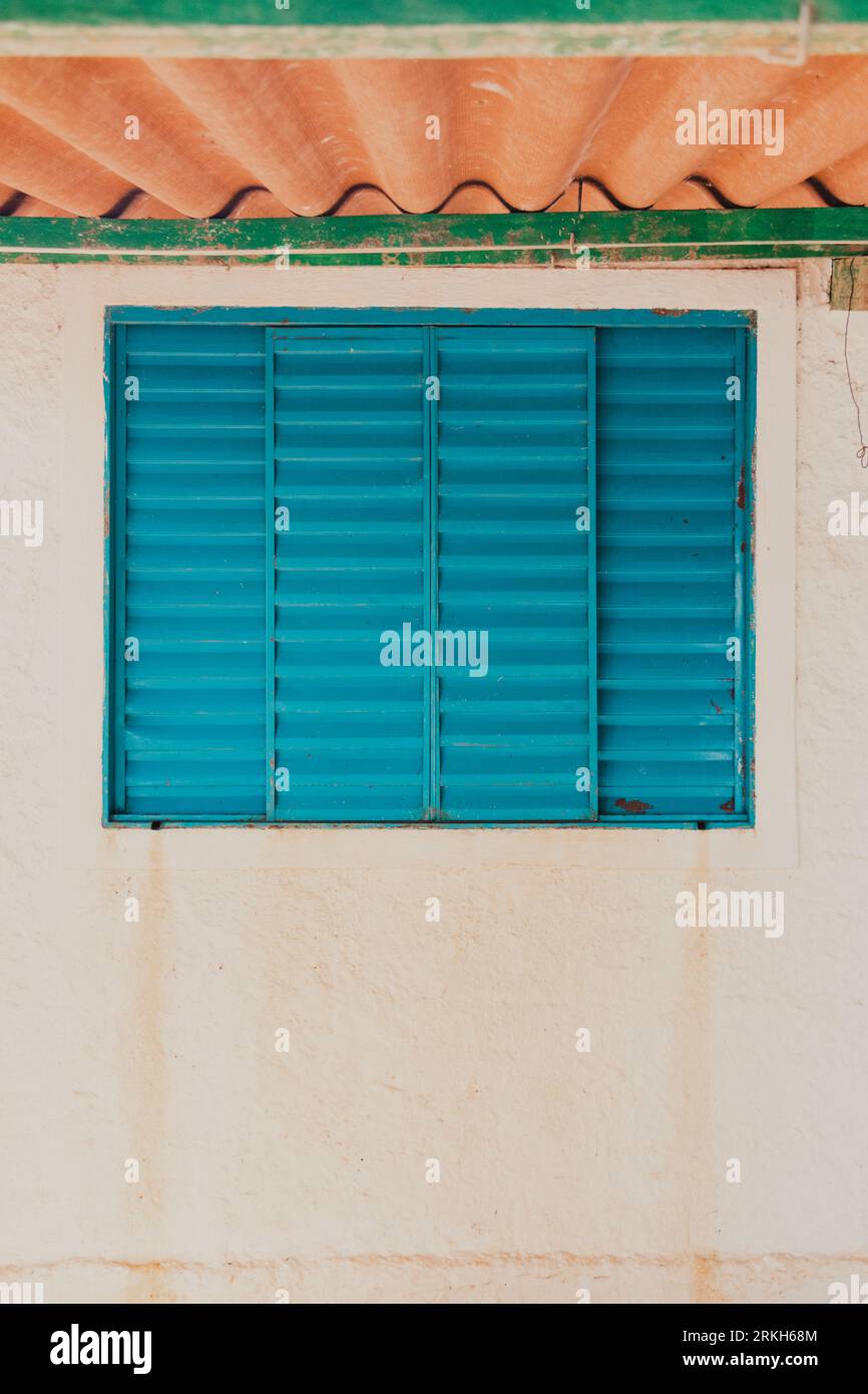 turquoise vintage window textured background Foto Stock