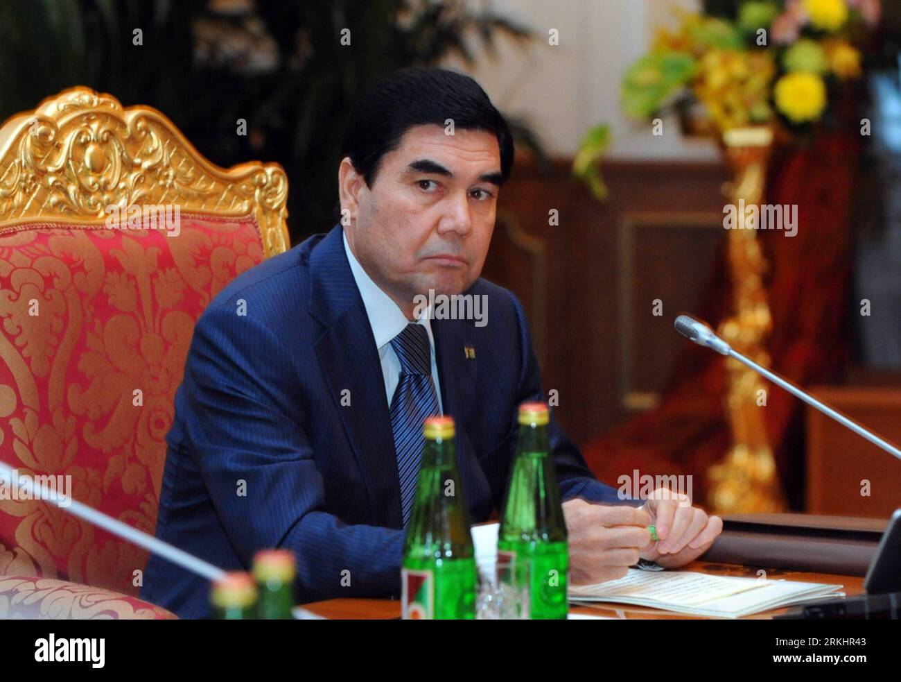 Bildnummer: 55891004 Datum: 03.09.2011 Copyright: imago/Xinhua (110903) -- DUSHANBE, 3 settembre 2011 (Xinhua) -- il presidente turkmeno Gurbanguly Kurbanguly Berdymukhamedov partecipa al vertice della Comunità degli Stati indipendenti (CSI) a Dushanbe, capitale del Tagikistan, 3 settembre 2011. I leader della CSI hanno chiesto di firmare un accordo di libero scambio ritardato e di risolvere pacificamente i conflitti sabato. (Xinhua)(zf) VERTICE TAGIKISTAN-DUSHANBE-CIS PUBLICATIONxNOTxINxCHN People Politik Gemeinschaft Unabhängiger Staaten GUS Gipfel Gipfeltreffen premiumd xbs 2011 quer Bildnummer 55891004 Data 03 09 2011 Copyri Foto Stock