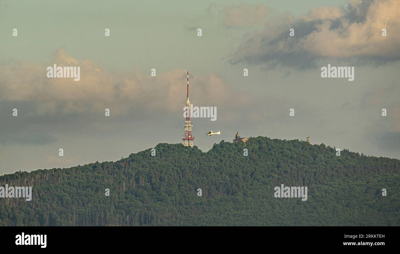aereo sopra la montagna Foto Stock