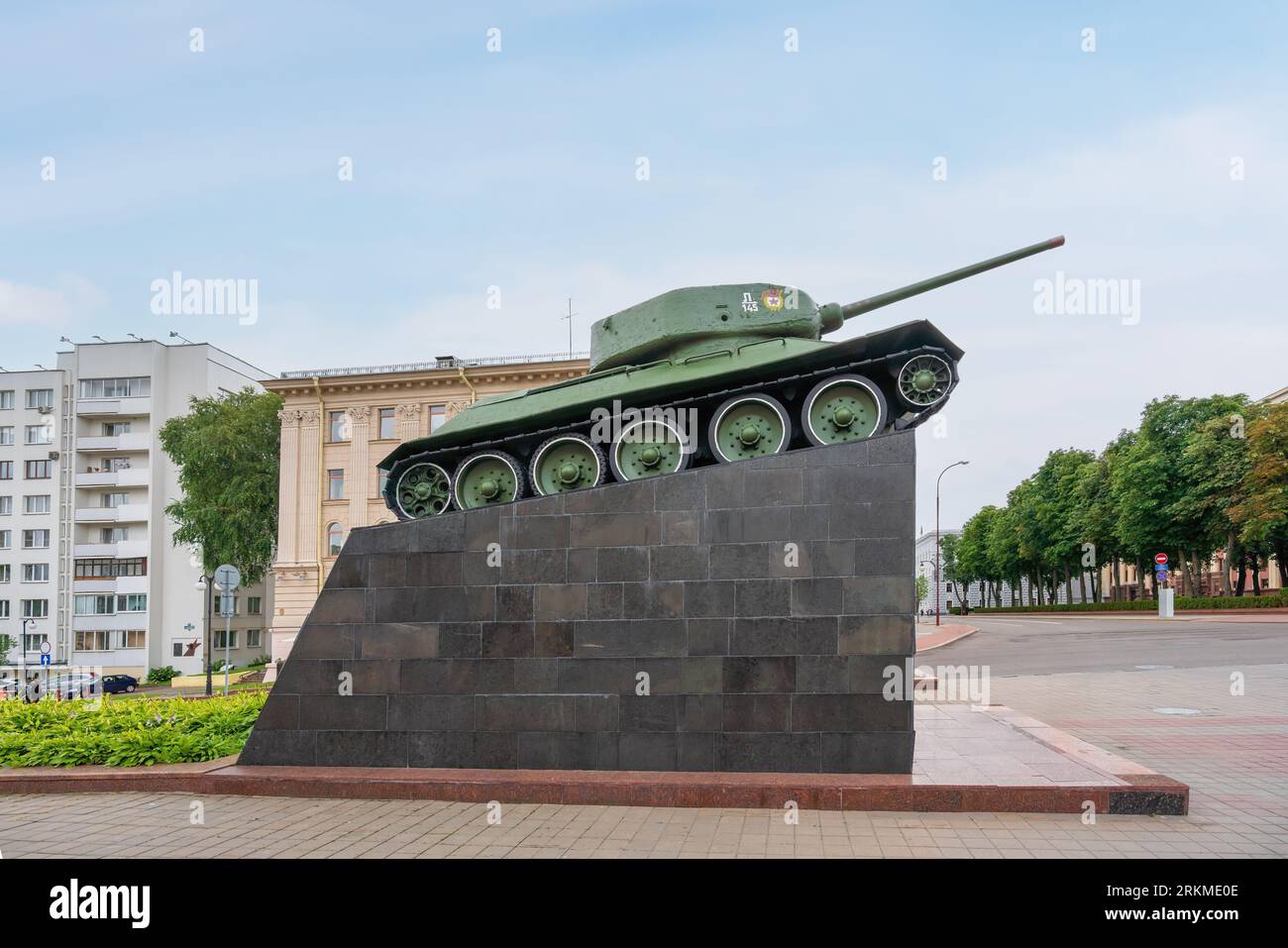 Sovietico T-34-85 Tank Monument - Minsk, Bielorussia Foto Stock