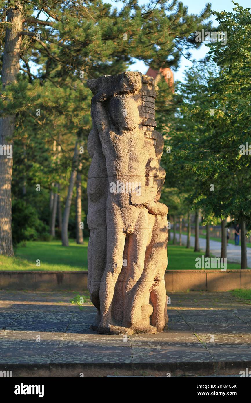 Statua nel cimitero sud di Lipsia Foto Stock