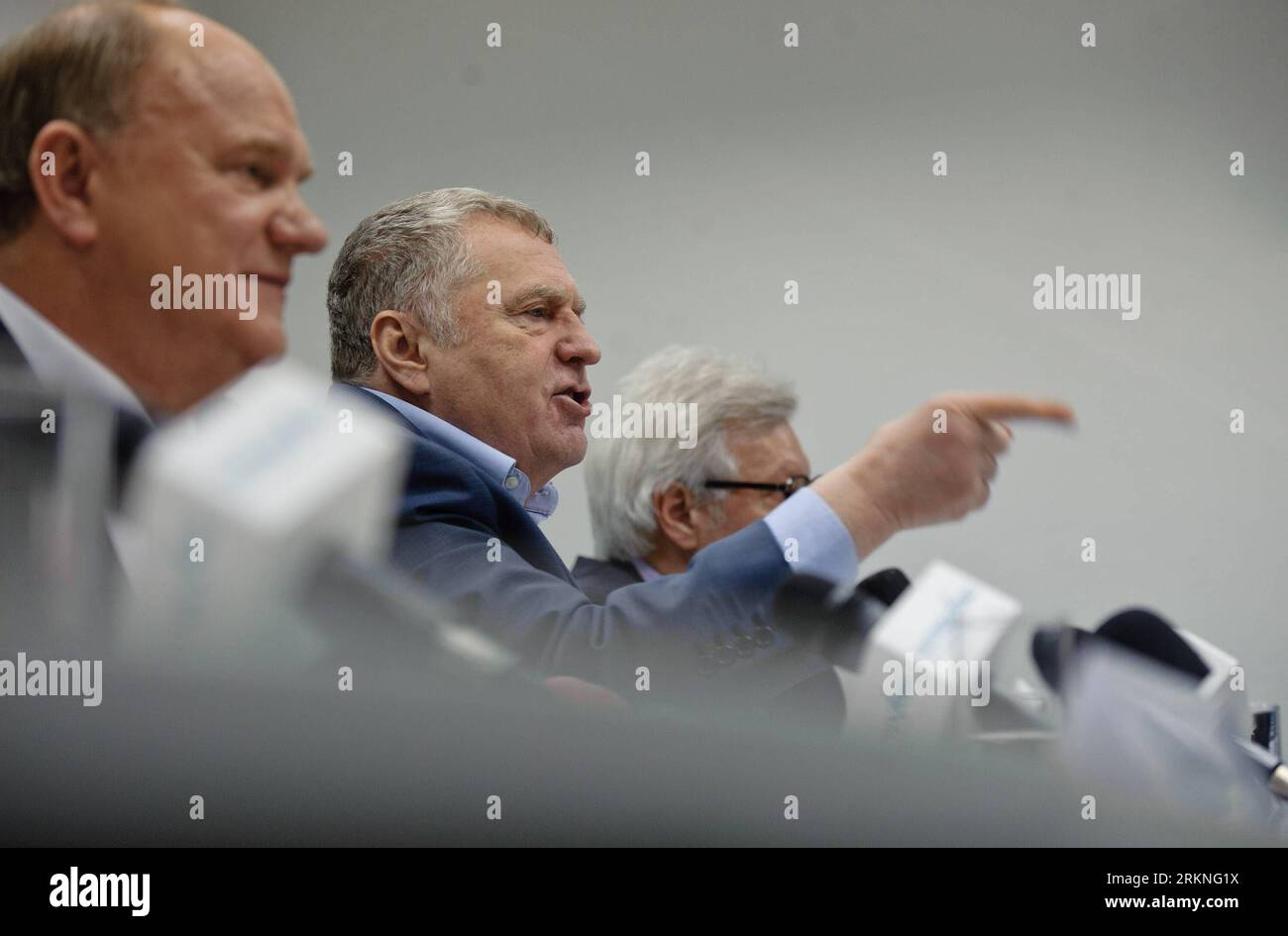 Il candidato presidenziale e Presidente del Partito comunista russo Oleg  Shenin Foto stock - Alamy
