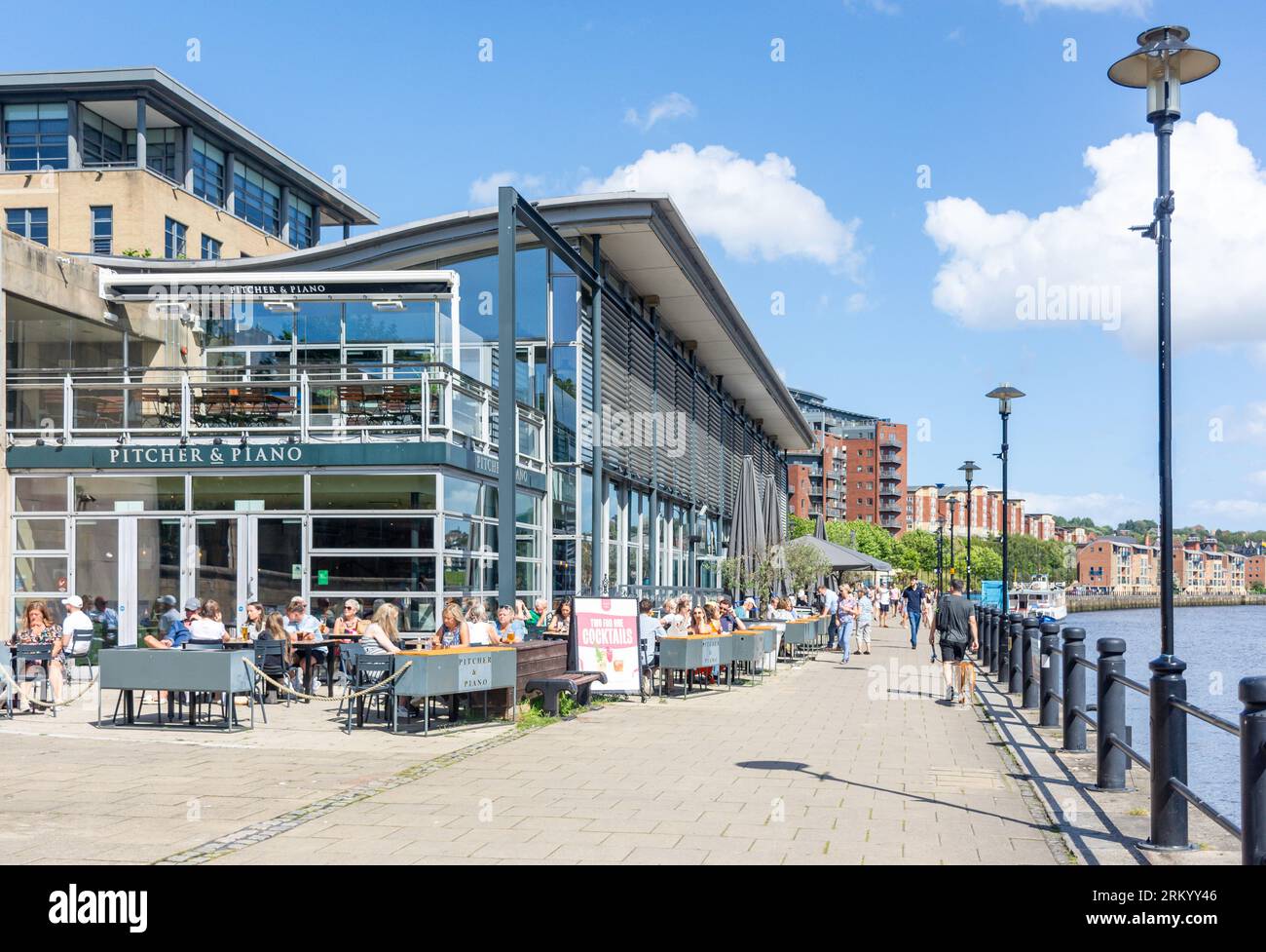 Pitcher & piano Bar, The Quayside, Newcastle upon Tyne, Tyne and Wear, Inghilterra, Regno Unito Foto Stock