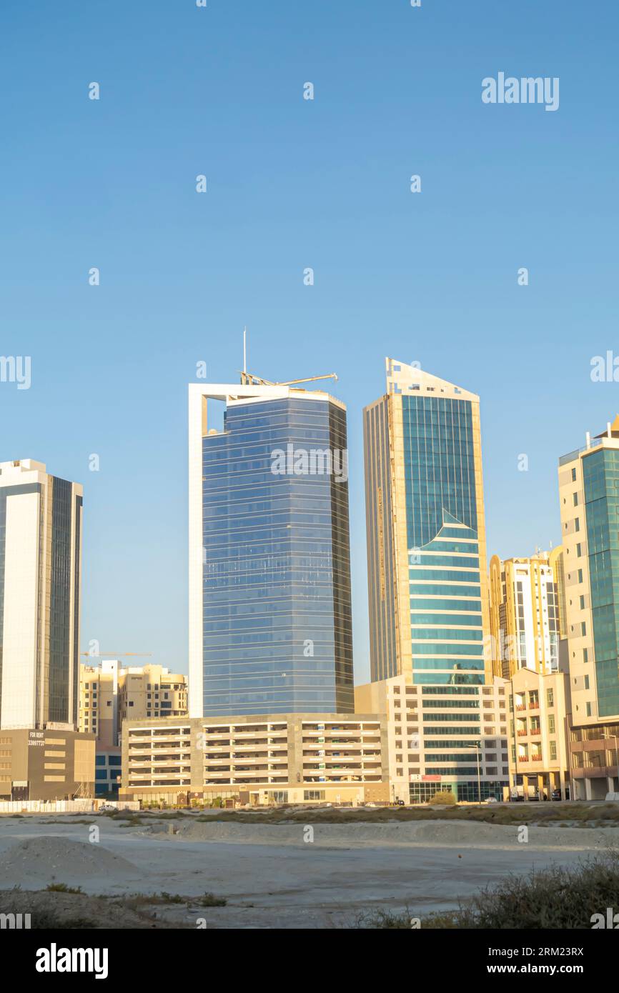 Sviluppo della città Bahrain. Sviluppo urbano in Bahrein. Edifici residenziali costruiti a Seef Bahrain Foto Stock