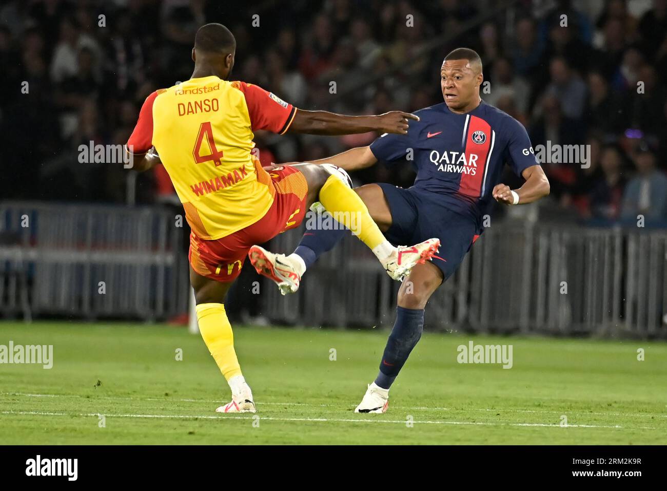 Parigi, Francia. 26 agosto 2023. Julien Mattia/le Pictorium - PSG-LENS at the Parc des Princes, 26 agosto 2023 - 26/8/2023 - Francia/Ile-de-France (regione)/Parigi - Kylian Mbappe durante il 3° Journee de ligue 1 Ubereats, tra PSG-RC Lens al Parc des Princes, 26 agosto 2023 crediti: LE PICTORIUM/Alamy Live News Foto Stock