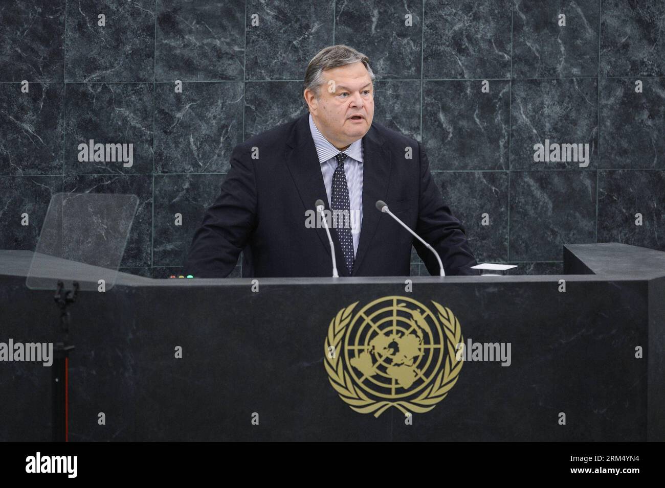 Bildnummer: 60536926 Datum: 27.09.2013 Copyright: imago/Xinhua (130927) -- NEW YORK, 27 settembre 2013 (Xinhua) -- il ministro degli Esteri greco Evangelos Venizelos parla durante il dibattito generale della 68a sessione dell'Assemblea generale delle Nazioni Unite, presso la sede delle Nazioni Unite a New York, il 27 settembre 2013. (Xinhua/Niu Xiaolei) ASSEMBLEA GENERALE delle Nazioni Unite - DIBATTITO GENERALE PUBLICATIONxNOTxINxCHN Politik People un Vollversammlung xas x0x 2013 quer premiumd 60536926 Data 27 09 2013 Copyright Imago XINHUA New York settembre 27 2013 XINHUA Ministri degli Esteri greci Evangelos Venizelos parla durante il generale De Foto Stock