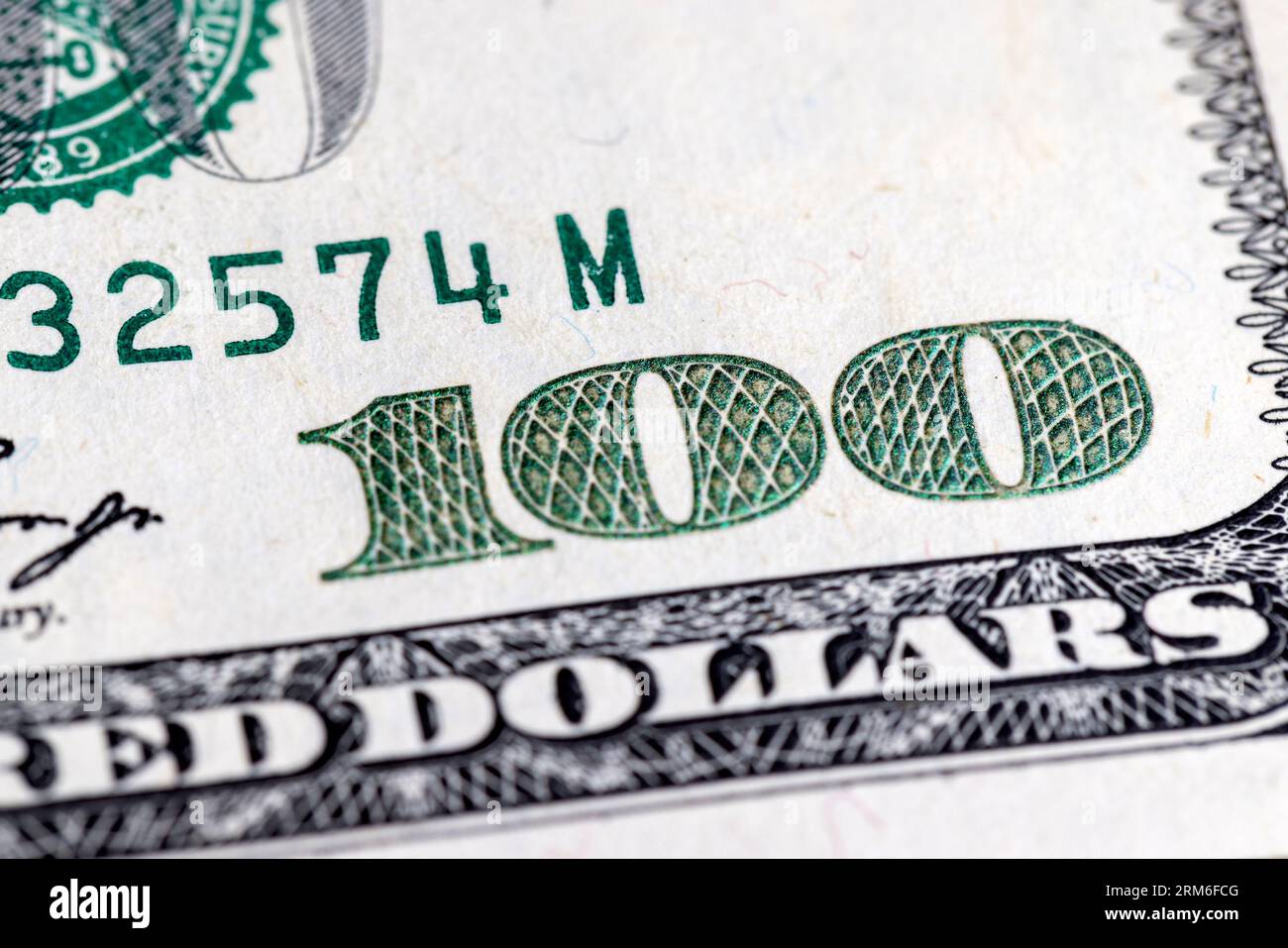 Primo piano di cento dollari americani, dettagli di 100 dollari americani in contanti Foto Stock