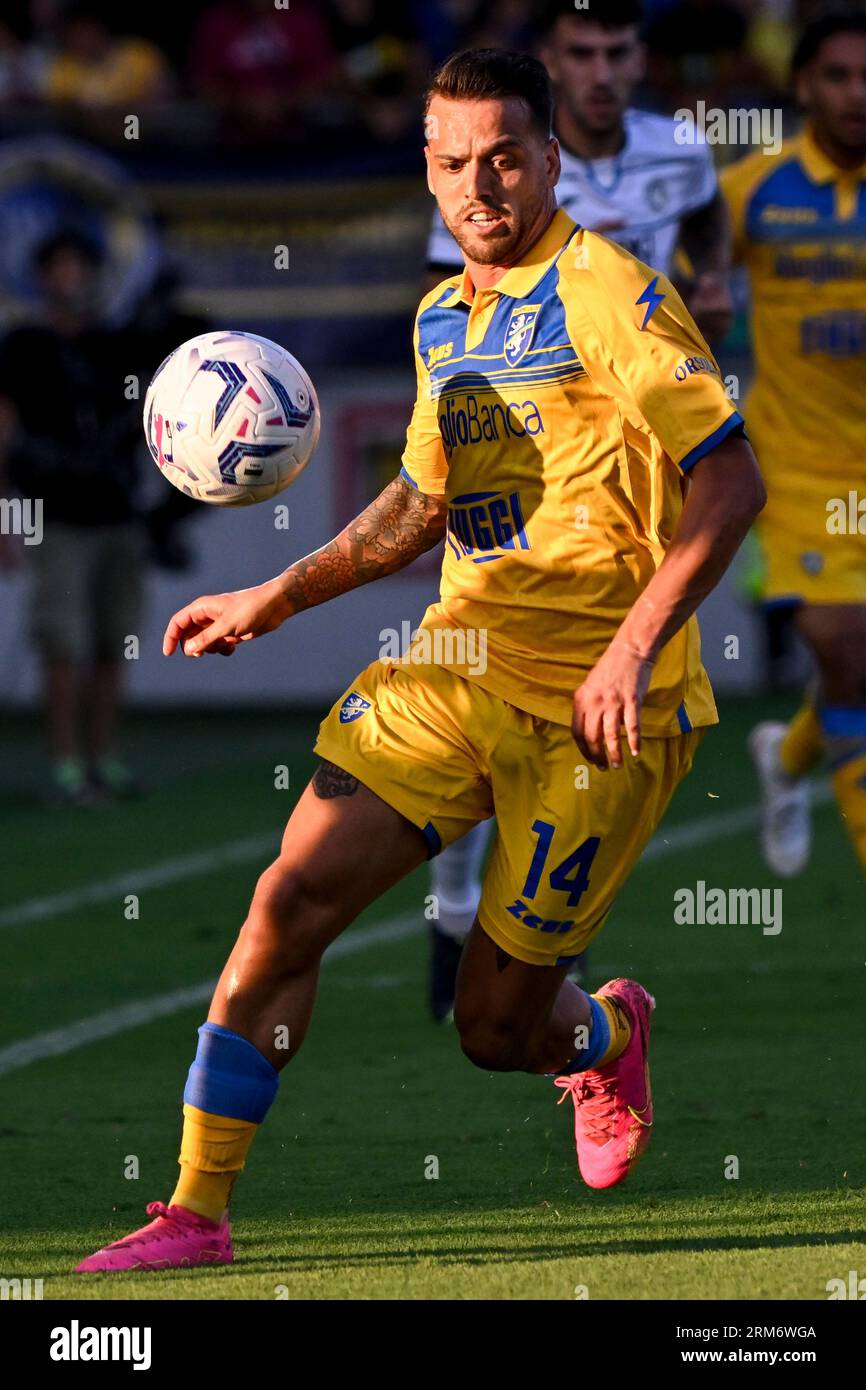 Francesco Gelli di Frosinone in azione durante la partita di serie A tra Frosinone calcio e Atalanta BC allo stadio Benito Stirpe di Frosinon Foto Stock