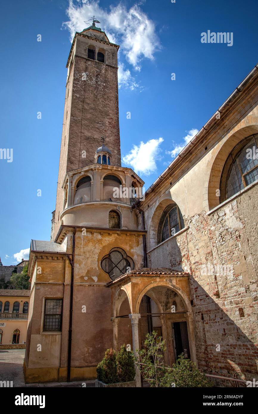 La CATTEDRALE DI SANTA MARIA ASSUNTA ad Asolo, Italia. Foto Stock