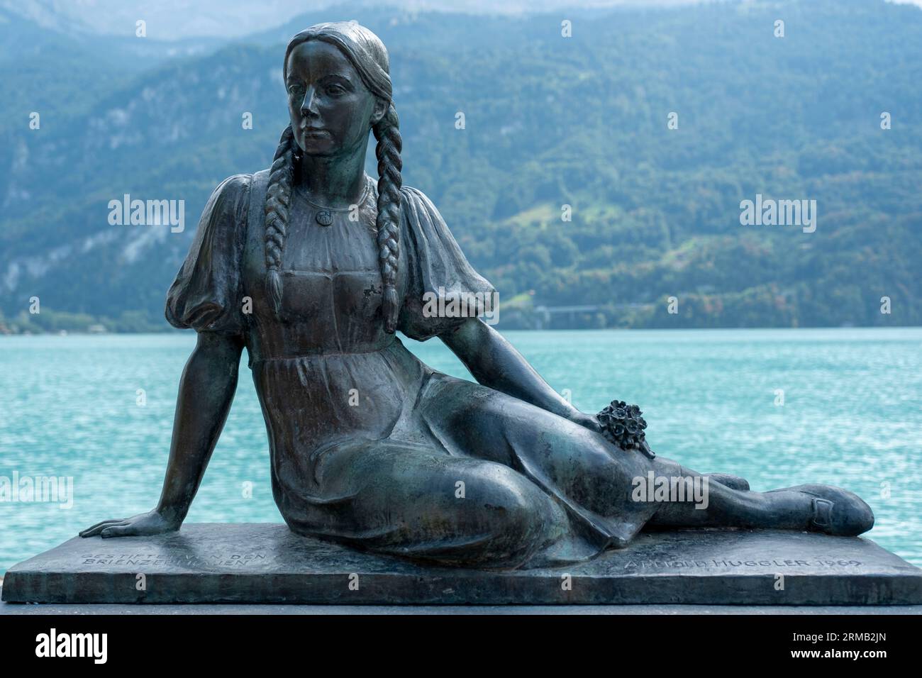 Un memoriale al poeta svizzero DEM Dichter Albert Streich della riva del lago di Brienz, Cantone di Berna, Svizzera. Foto Stock