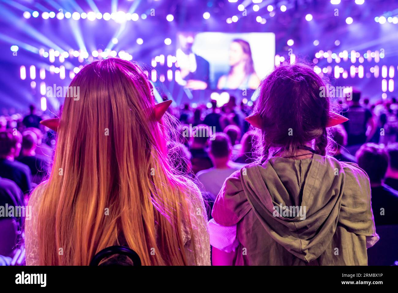 Gamescom, la più grande fiera al mondo per video e giochi per computer, a Colonia, Germania, Cosplayer, Foto Stock