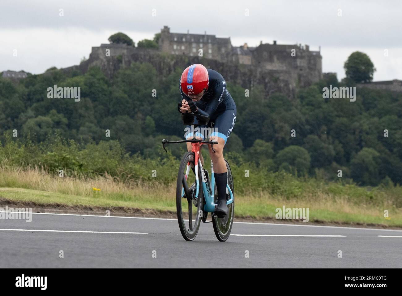 Nina Berton del Lussemburgo gareggia nella cronometro individuale femminile a Stirling, Scozia - Campionati del mondo di ciclismo UCI 2023 Foto Stock