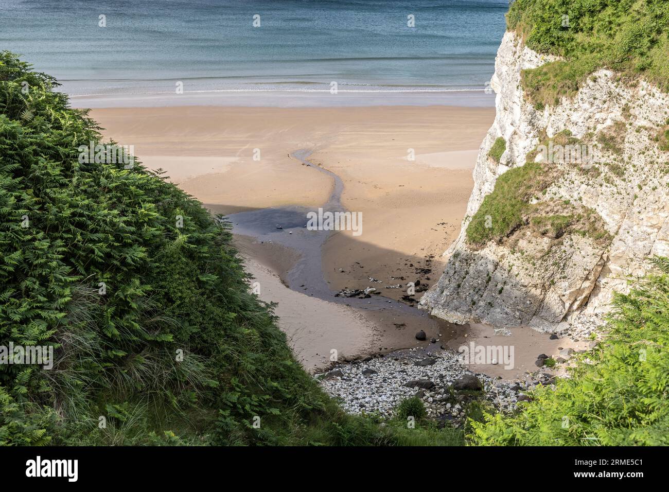 White Rocks Cliff Path, Portstewart Strand, (spiaggia), Portstewart, County Londonderry, Irlanda del Nord, Regno Unito Foto Stock