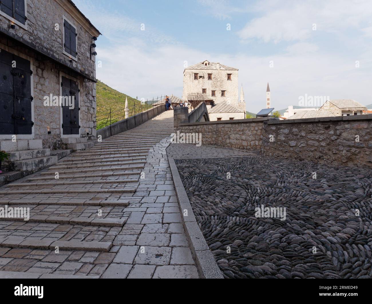 Stari Most (Ponte Vecchio) a Mostar. Bosnia ed Erzegovina, 28 agosto 2023. Foto Stock