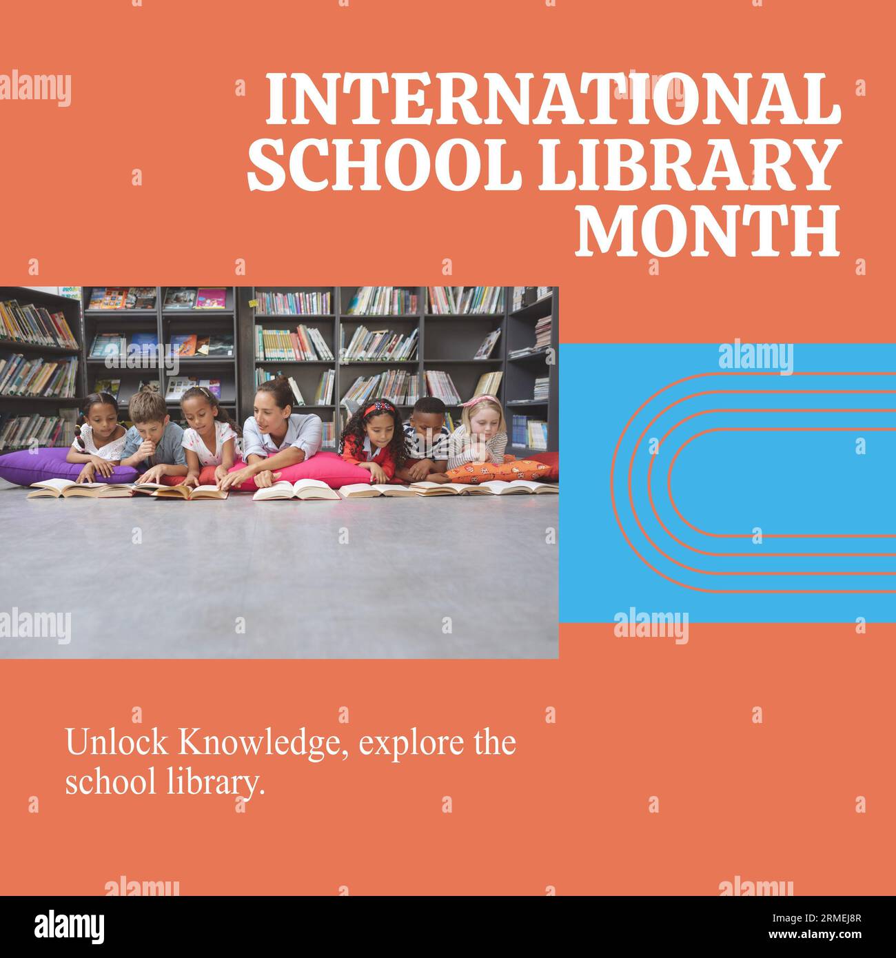 Composito di testo mensile della biblioteca scolastica internazionale e insegnante eterogeneo con bambini che leggono libri Foto Stock