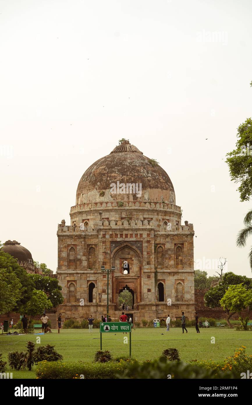 Vista verticale della tomba del giardino Lodhi Foto Stock