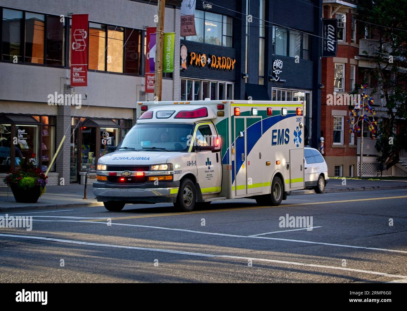 EMS Downtown Calgary, Alberta Foto Stock EMS Downtown Calgary, Alberta Foto Stock