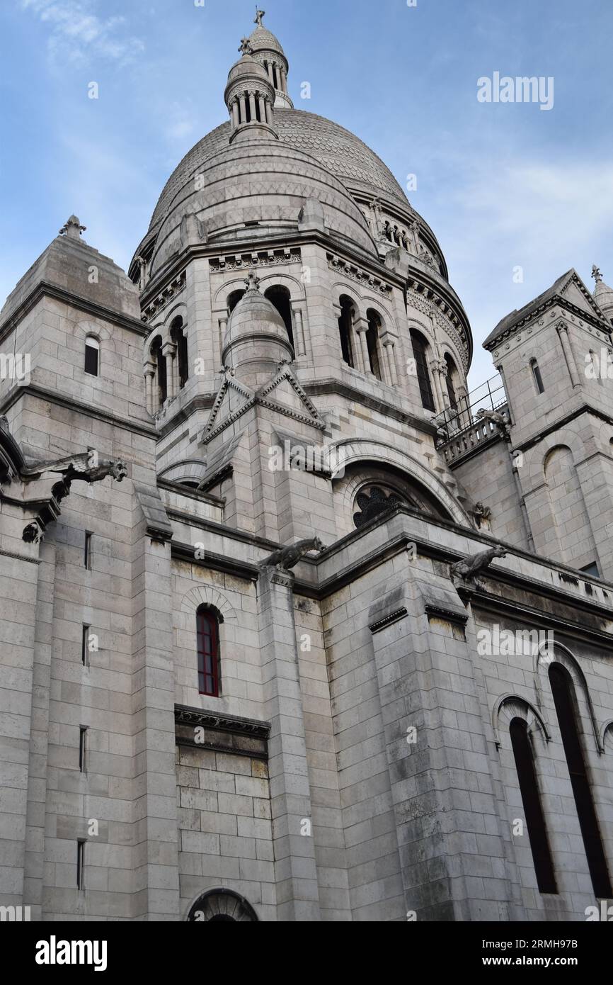 Il lato occidentale del Sacré Coeur de Montmartre, Parigi. Foto Stock