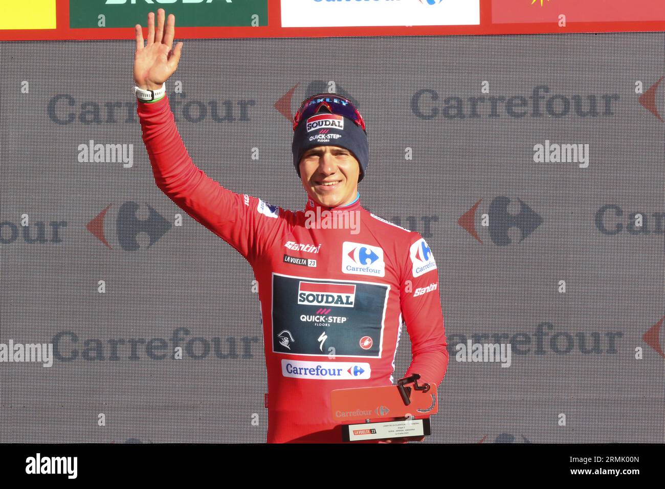 Remco Evenepoel campione belga Soudal Quick Step porta la maglia rossa dei leader della corsa Foto Stock