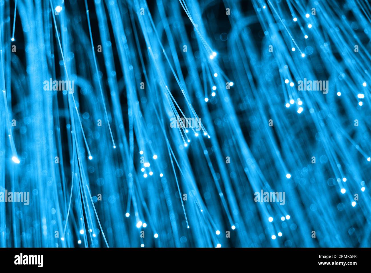 sfondo chiaro astratto in fibra ottica blu neon Foto Stock