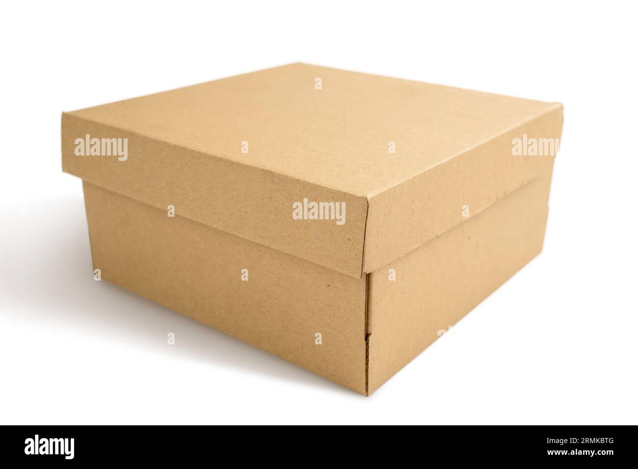 Scatola di cartone isolate su sfondo bianco Foto Stock