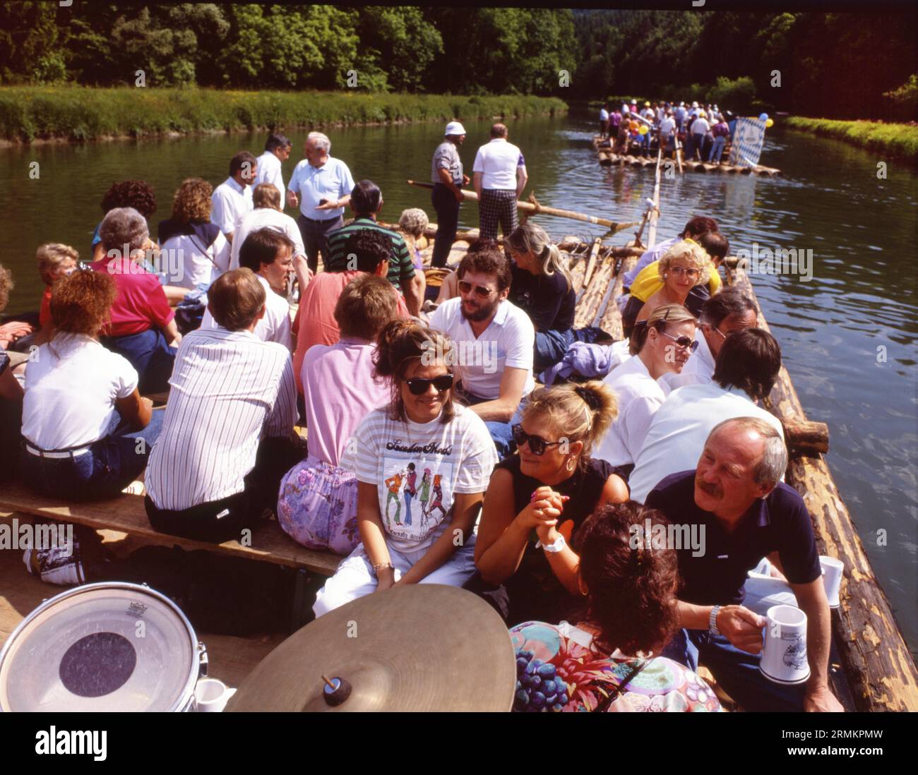 DEU, Germania: Le diapositive storiche degli anni 80-90, viaggio in zattera sull'Isar con i medici.80 MR Yes Pharmawewrbung Foto Stock