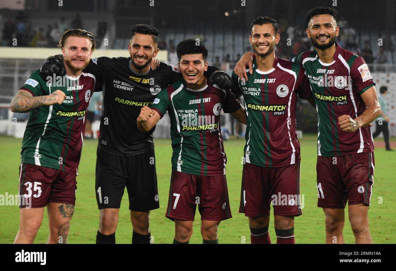 Kolkata, India. 28 agosto 2023. Mohun Bagan Super Giant si è assicurato il suo posto nella 132a Durand Cup semis, battendo il Mumbai CityFc per 3-1 al Salt Lake Stadium (Vivekananda Yubavarati Krirangan(VYBK)) a Calcutta, India, il 28 agosto 2023. In semifinale affronteranno il FC Goa, che batte il Chennai CityFc nei quarti di finale. (Foto di Sayantan Chakraborty/Pacific Press/Sipa USA) credito: SIPA USA/Alamy Live News Foto Stock