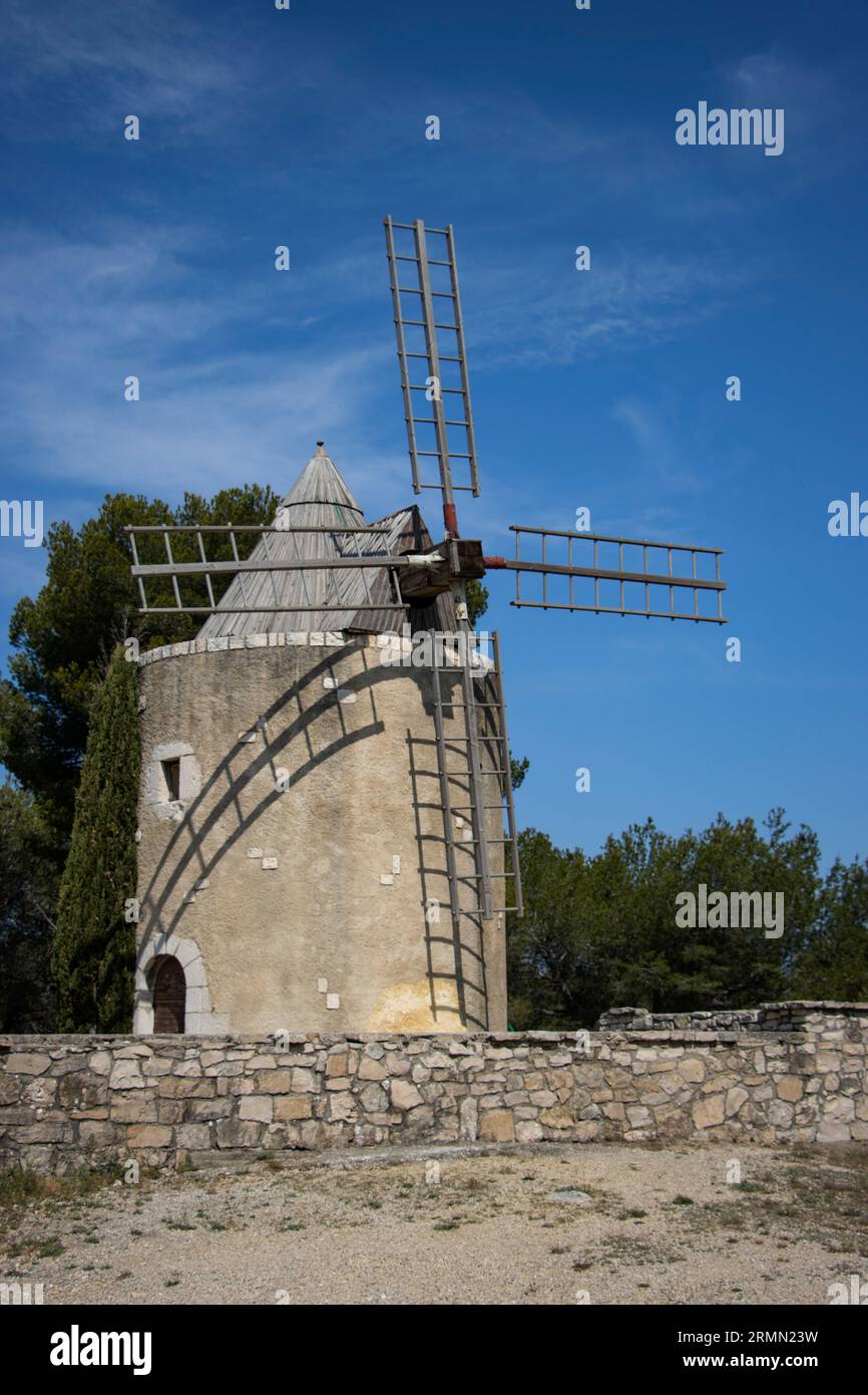 Ventabren Windmill, Ventabren, Bouches-du-Rhône, Francia Foto Stock