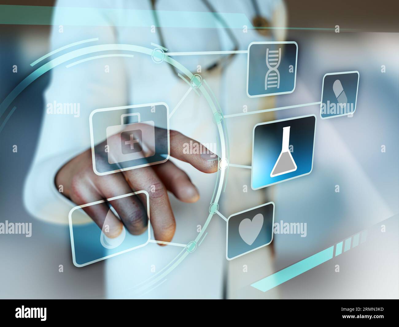 Medico che interagisce con un'interfaccia software medicale. Illustrazione digitale. Foto Stock