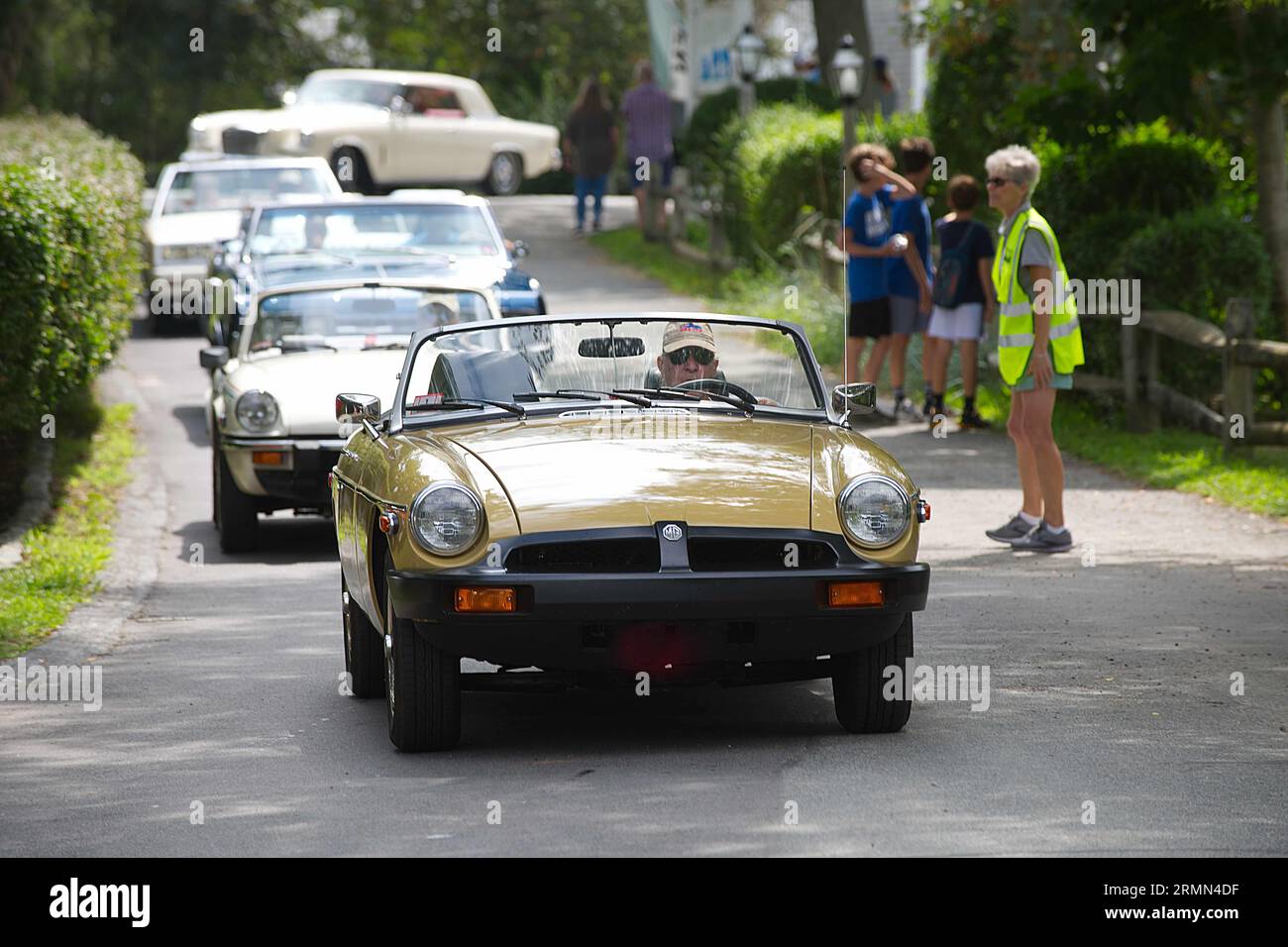 Dennis Festival Days. Sfilata di auto d'epoca e classiche. Foto Stock