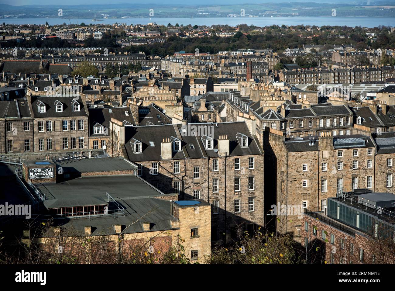 Vista di Edimburgo nord da Calton Hill, Edimburgo, Scozia, Regno Unito. Foto Stock