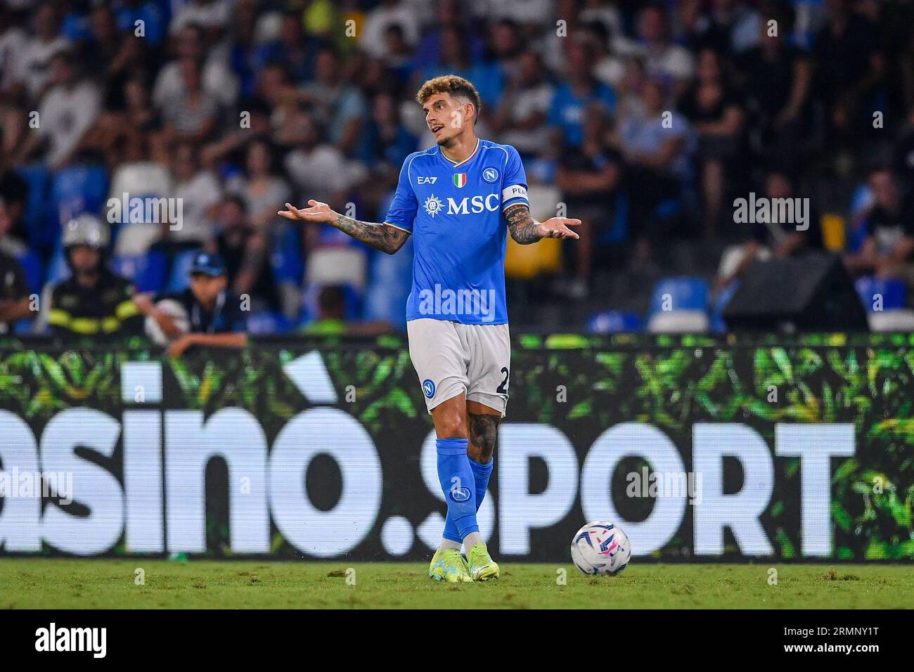 Giovanni di Lorenzo della SSC Napoli gestisce durante la partita di serie A TIM tra SSC Napoli e US Sassuolo allo Stadio Diego Armando Maradona, Napoli, i Foto Stock