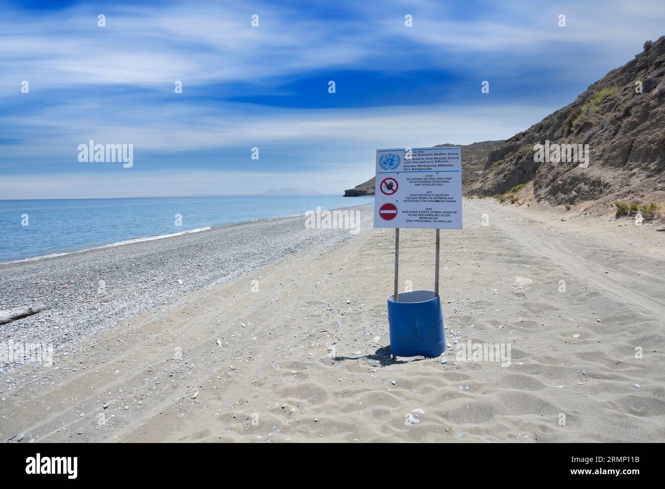 Inizio della zona cuscinetto delle Nazioni unite a Morphu Bay , Cipro. Foto Stock