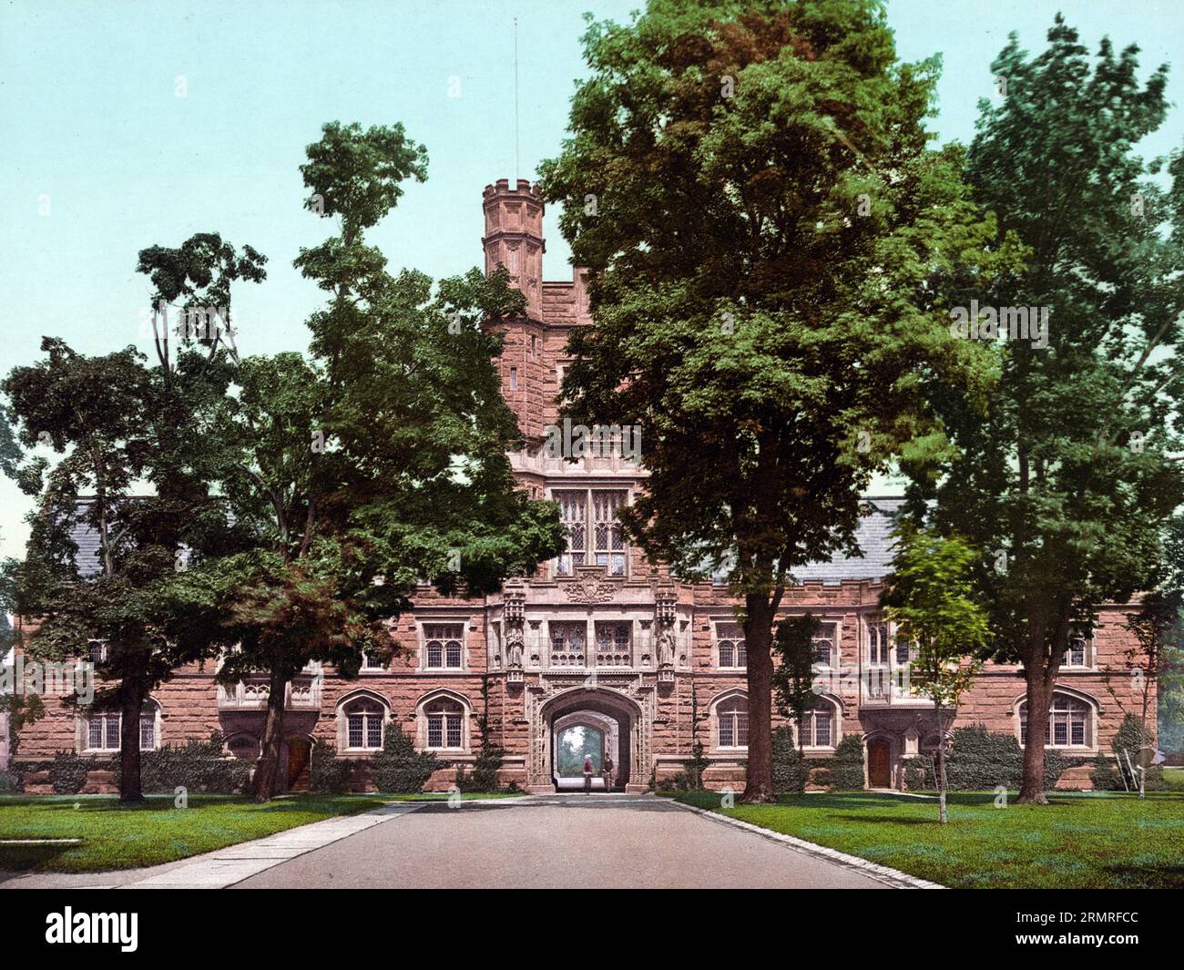 Universitätsbibliothek, eine private Forschungsuniversität der Ivy League a Princeton, New Jersey. Gegründet im Jahr 1746 in Elizabeth als College of New Jersey, USA, Historisch, digital verbesserte Reproduktion eines Photochromedruck aus dem Jahre 1898 / University Library, un'università privata di ricerca Ivy League a Princeton, New Jersey. Fondata nel 1746 a Elizabeth come College of New Jersey, USA, storica riproduzione digitale migliorata di una stampa fotocromatica del 1898 Foto Stock