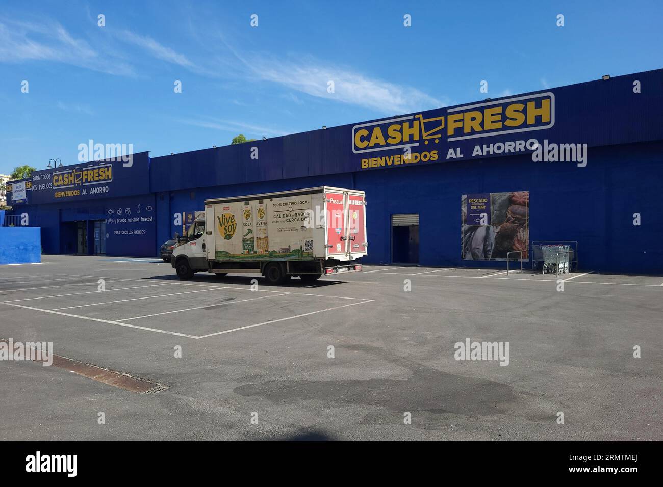 Supermercato Cash Fresh a Mijas, provincia di Málaga, Spagna. Foto Stock