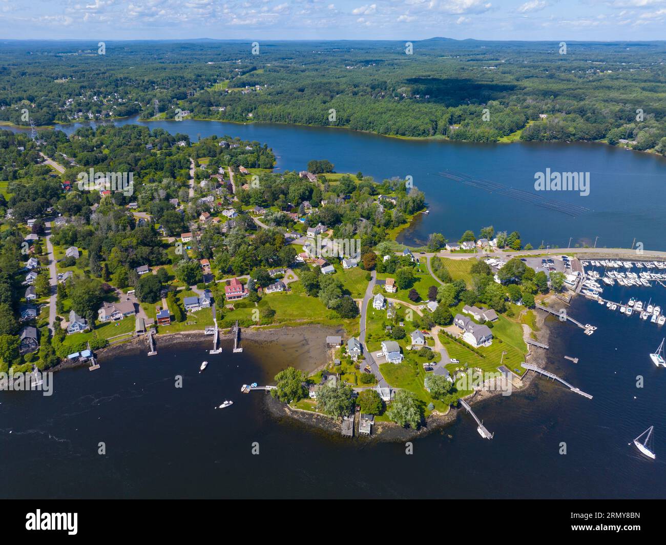 Great Cove sul fiume Piscataqua vista aerea in estate con Spinney Creek sullo sfondo, South Eliot, Maine ME, USA. Foto Stock