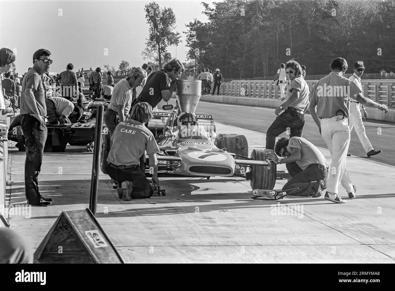 McLaren M19A di Denny hulme ai box del Gran Premio di Formula 1 Watkins Glen 1971, partì 3°, DNF Foto Stock