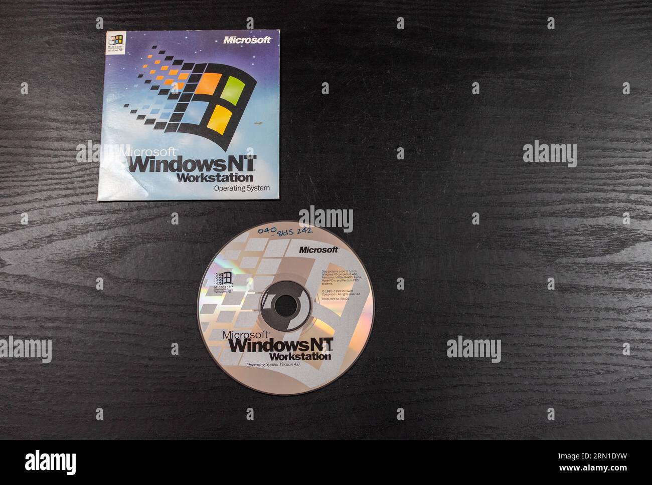 Disco di installazione del software per workstation Microsoft Windows NT v4.0 utilizzato negli anni '1980 e '1990 del secolo scorso. Foto Stock
