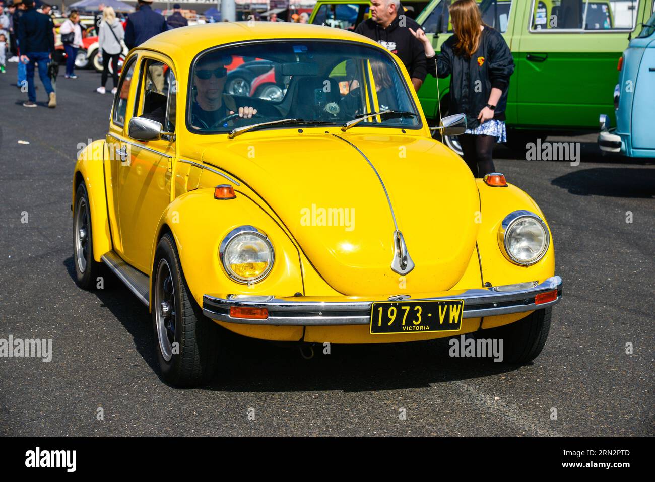 Volkswagen VW Beetle Yellow vintage retro On Show Shine, Melbourne, Victoria, Australia Foto Stock