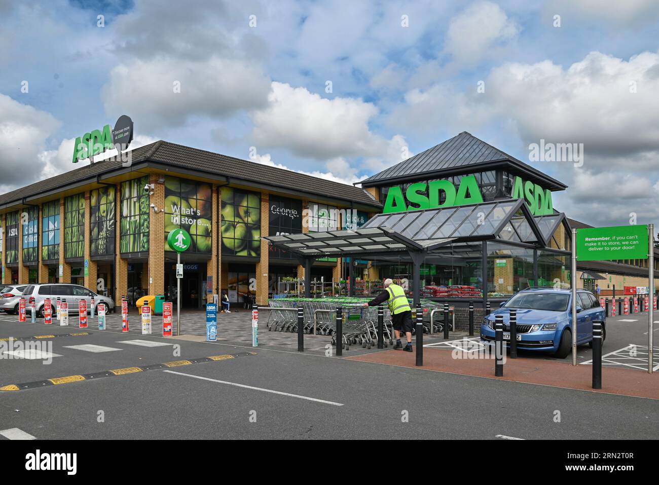 Asda superstore Westbrook, Warrington. Foto Stock