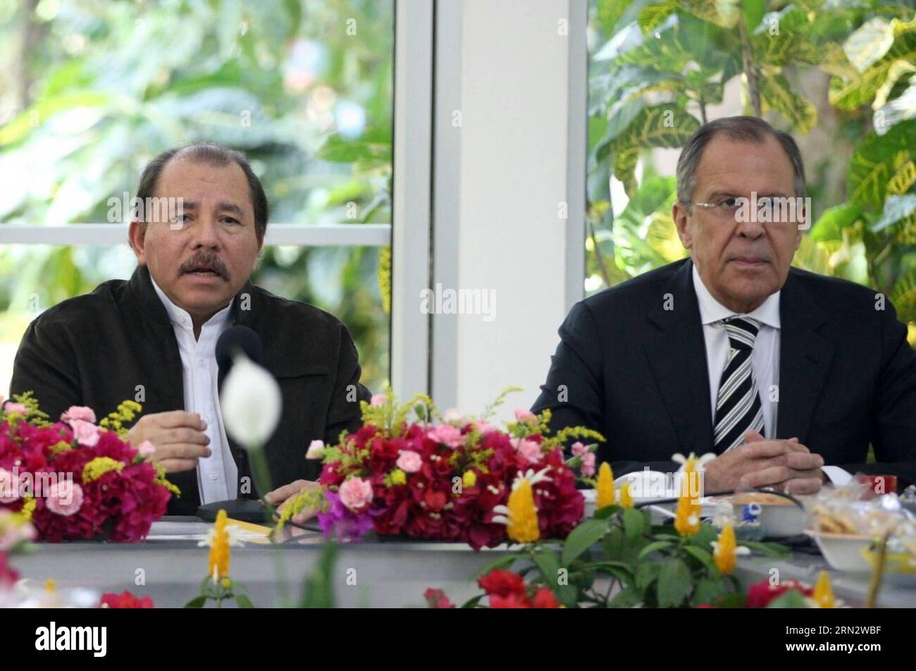 MANAGUA, 25 marzo 2015 -- immagine fornita dal presidente del Nicaragua, Daniel Ortega (L), incontro con il ministro degli affari esteri russo Sergei Lavrov, nella città di Managua, Nicaragua, il 25 marzo 2015. ) NICARAGUA-MANAGUA-RUSSIA-VISIT NICARAGUA SxPRESIDENCY PUBLICATIONxNOTxINxCHN Managua marzo 25 2015 immagine fornita da Shows il presidente nicaraguense Daniel Ortega l incontro con i ministri degli affari Esteri russi Sergei Lavrov nella città di Managua Nicaragua IL 25 2015 marzo Nicaragua Managua Russia visita Nicaragua PUBLICATIONXINXCHN Foto Stock