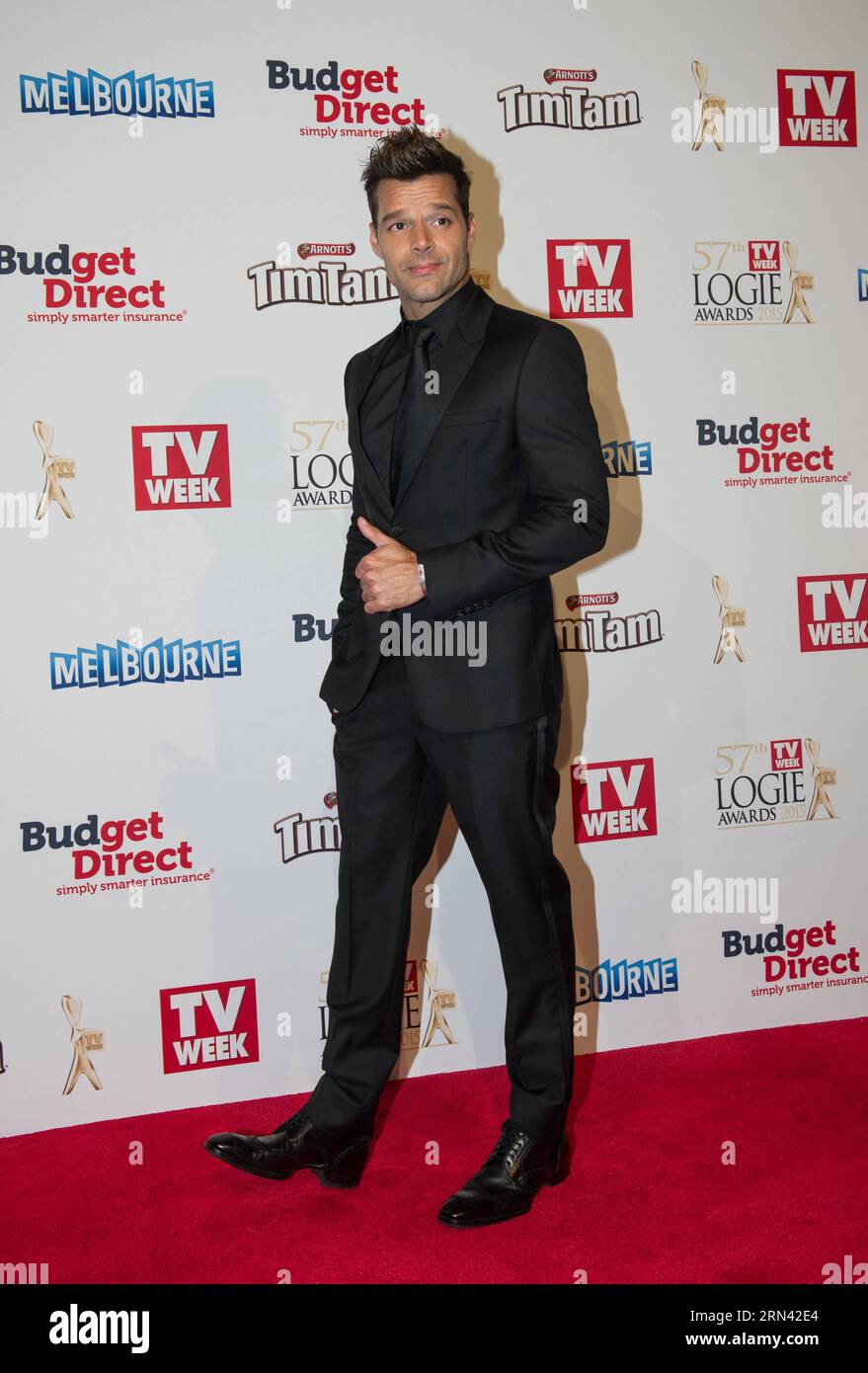 (150503) -- MELBOURNE, 3 maggio 2015 -- il cantante pop statunitense Ricky Martin arriva al Red carpet del 57° Annual Logie Awards al Crown hotel di Melbourne, Australia, 3 maggio 2015. ) AUSTRALIA-MELBOURNE-57TH LOGIE AWARDS BaixXue PUBLICATIONxNOTxINxCHN Melbourne 3 maggio 2015 il cantante pop statunitense Ricky Martin arriva AL Red Carpet dei 57th Annual Awards AL Crown Hotel di Melbourne Australia 3 maggio 2015 Australia Melbourne 57th Awards PUBLICATIONxNOTxINxCHN Foto Stock