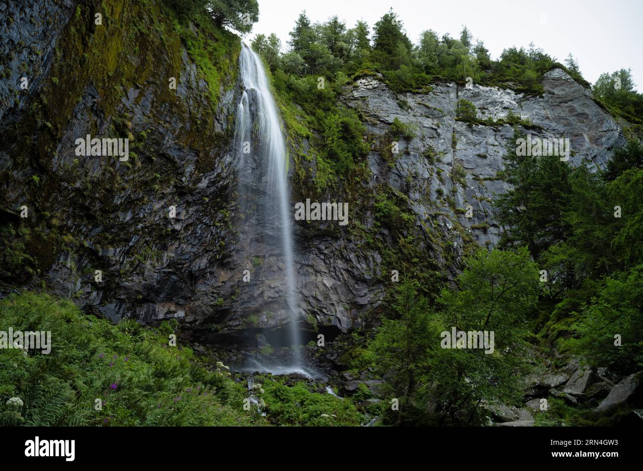Cascata grande Cascade, Mont-Dore, dipartimento del Puy-de-Dome, regione Auvergne-Rodano-Alpes, Francia Foto Stock