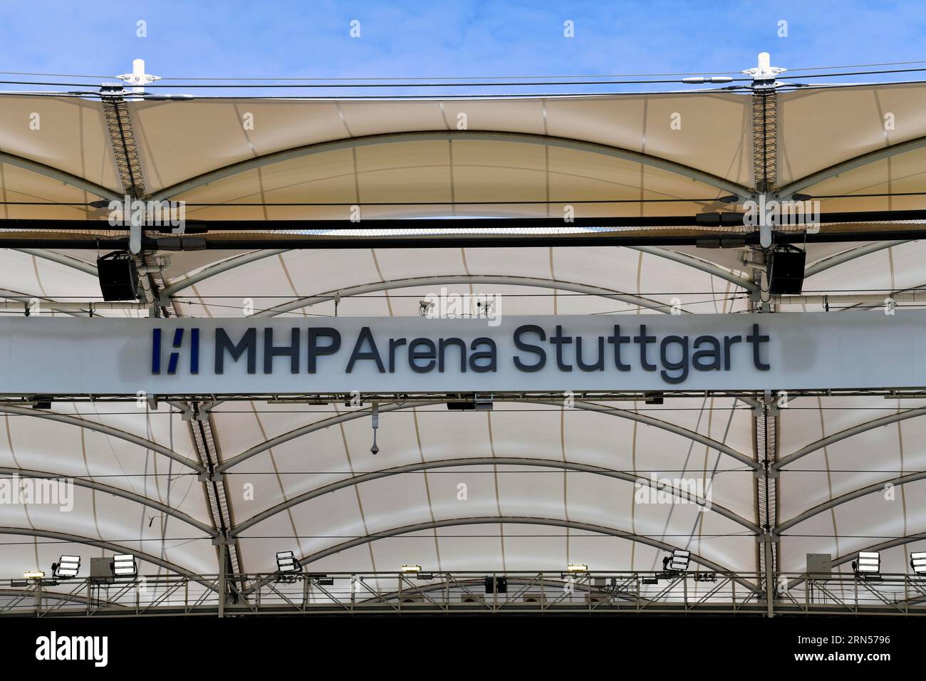 Nuovo logo della MHPArena, Stoccarda, Baden-Wuerttemberg, Germania Foto Stock
