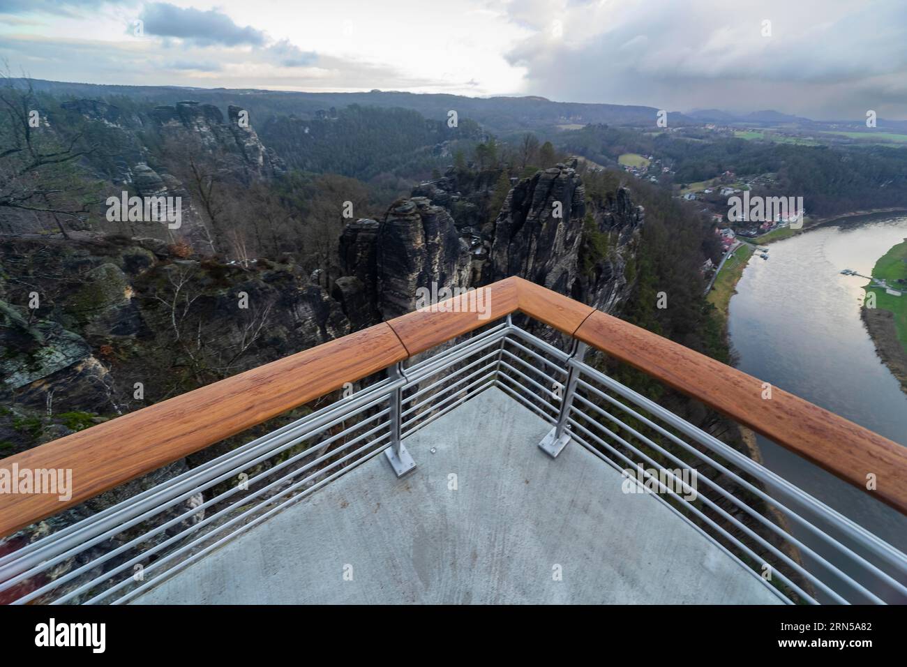 Apertura della nuova piattaforma di visualizzazione Bastei Foto Stock
