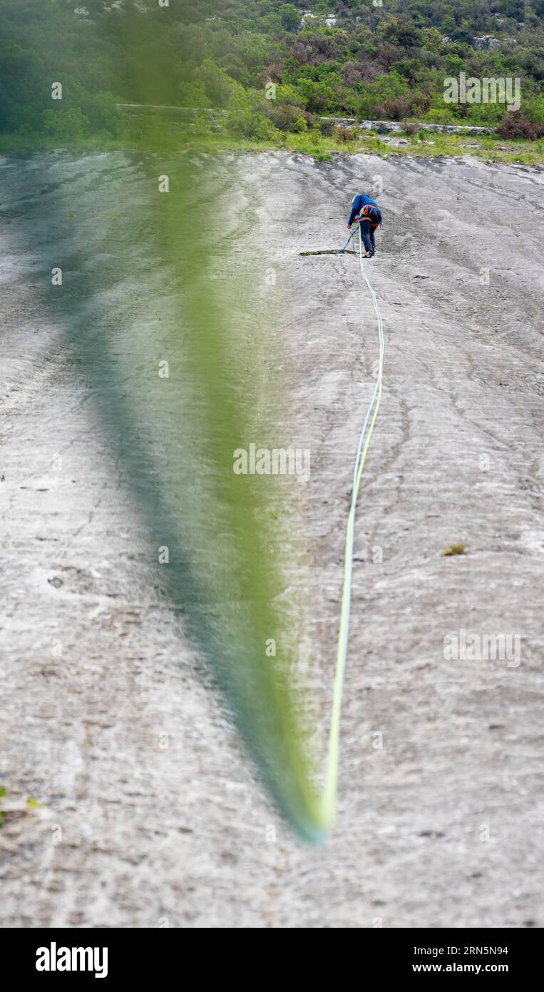 Arrampicata, arrampicata su più piazze, arrampicata su lastre, Garda Mountains, Arco, Trentino-alto Adige, Italia Foto Stock